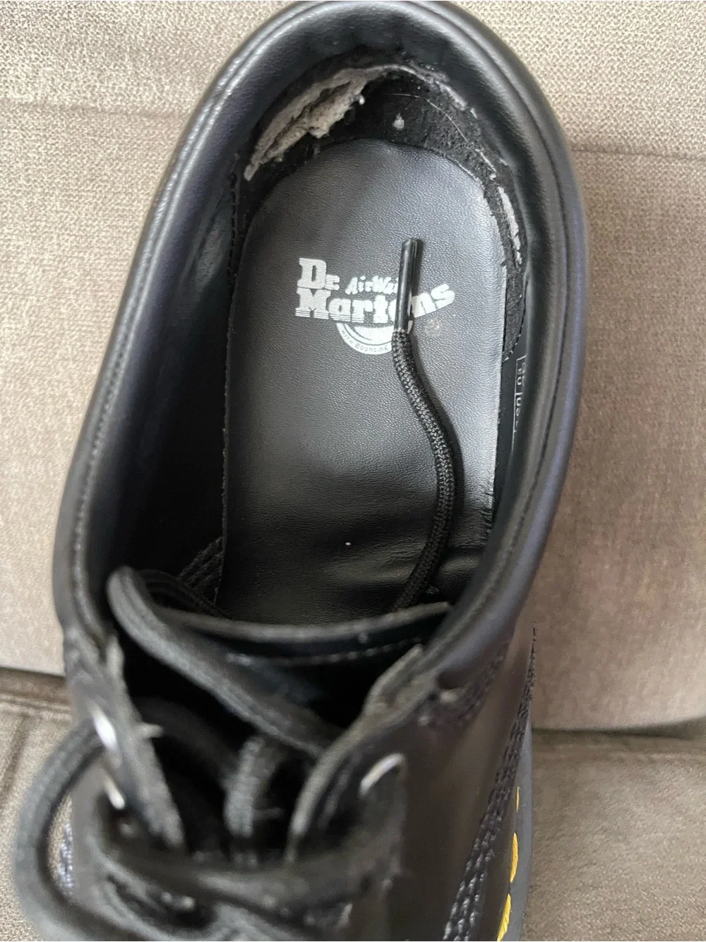 Dr. Martens UnisexBlack Leather Platform Casual Shoes Black/Polish Smooth 7W, 6M
